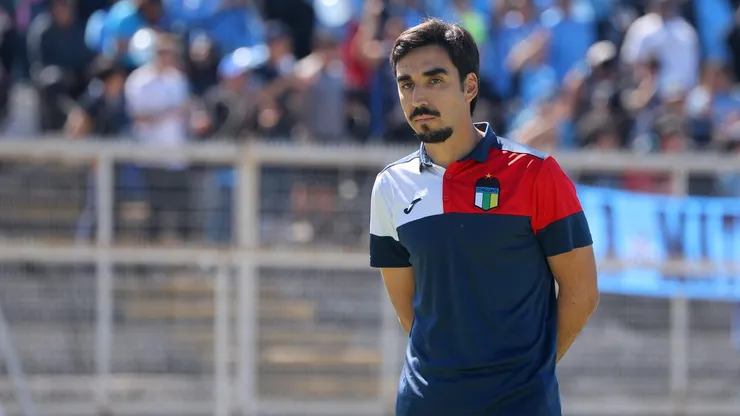El histórico azul le baja el pulgar a Francisco Meneghini para la banca azul