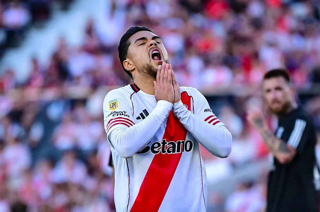 Paulo Díaz tiene un pie y medio fuera de River Plate (Getty Images).