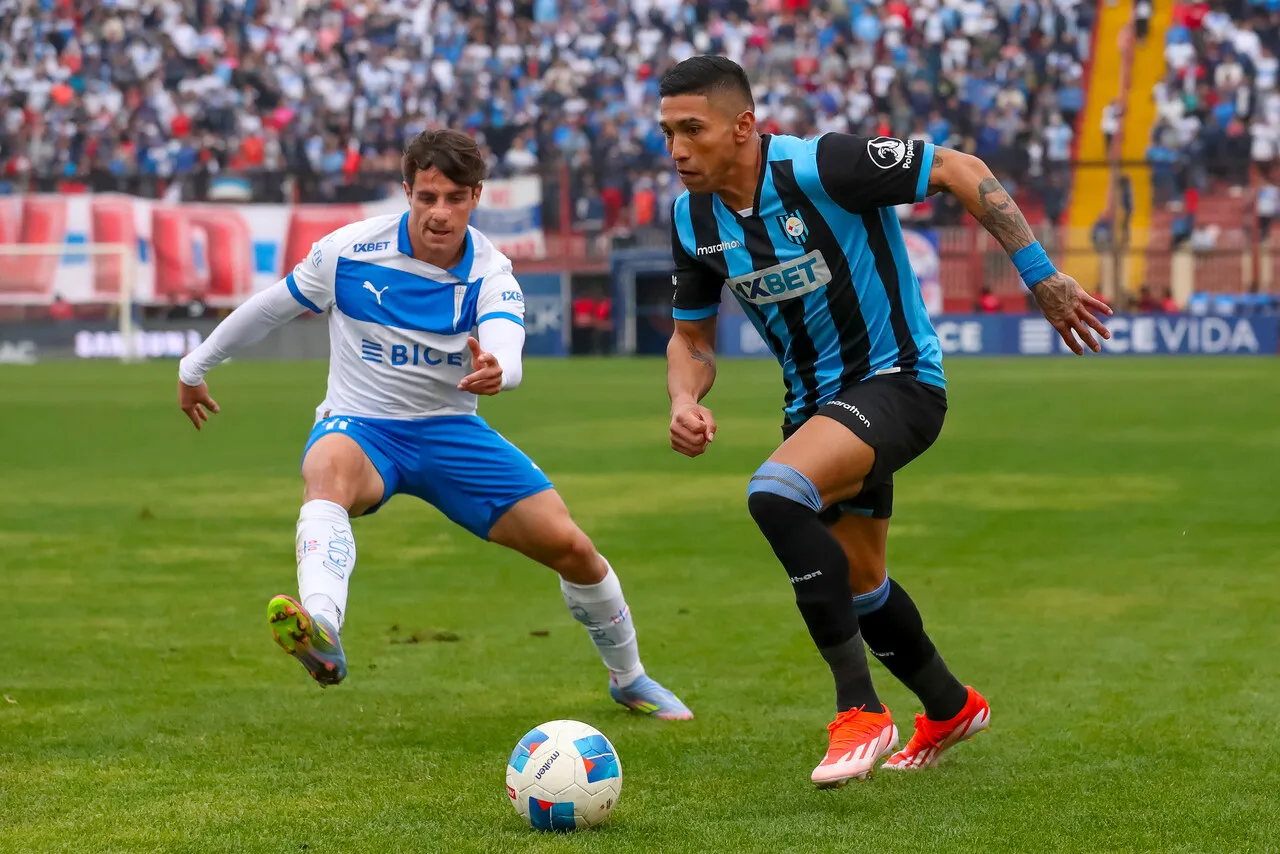 Guarello anticipa maletín en el fútbol chileno. | Foto: Photosport