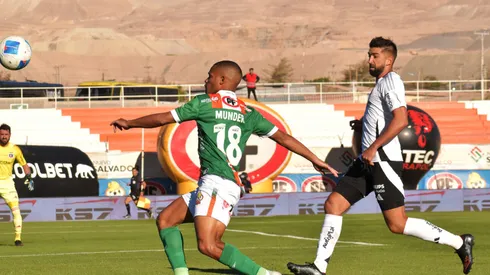 Colo Colo comenzó cayendo frente a Cobresal tras una chambonada monumental de Emiliano Amor (Foto: Photosport)
