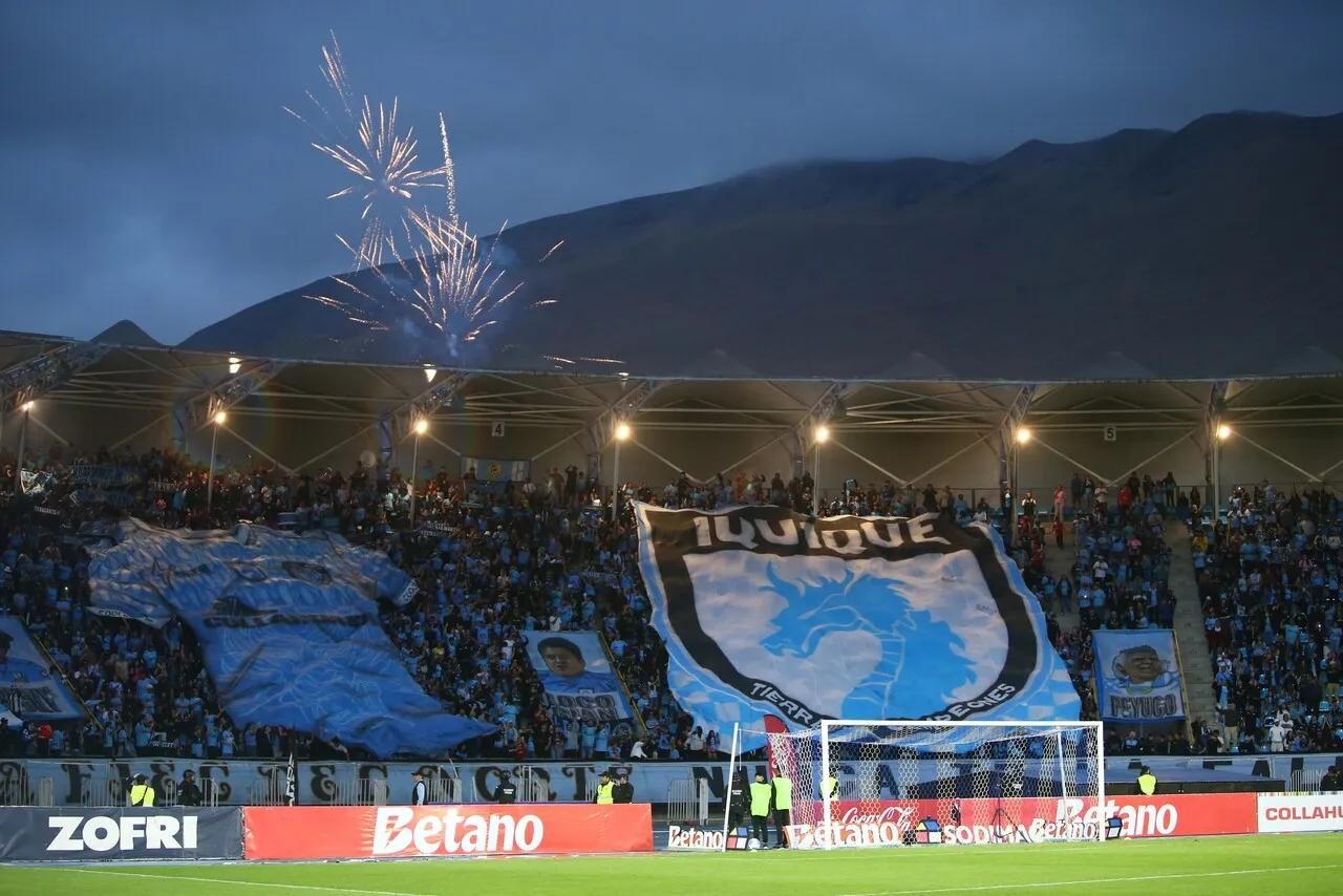 Iquique quiere colmar su recinto con solo hinchas locales | Foto: Photosport
