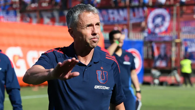 Gustavo Álvarez no le cerró las puertas a un cambio de opinión en Universidad de Chile.