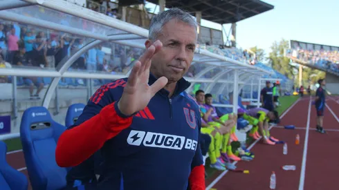 Se va Álvarez de la U y se abre el debate.