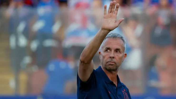 El entrenador volvió a referirse a su situación en el club.