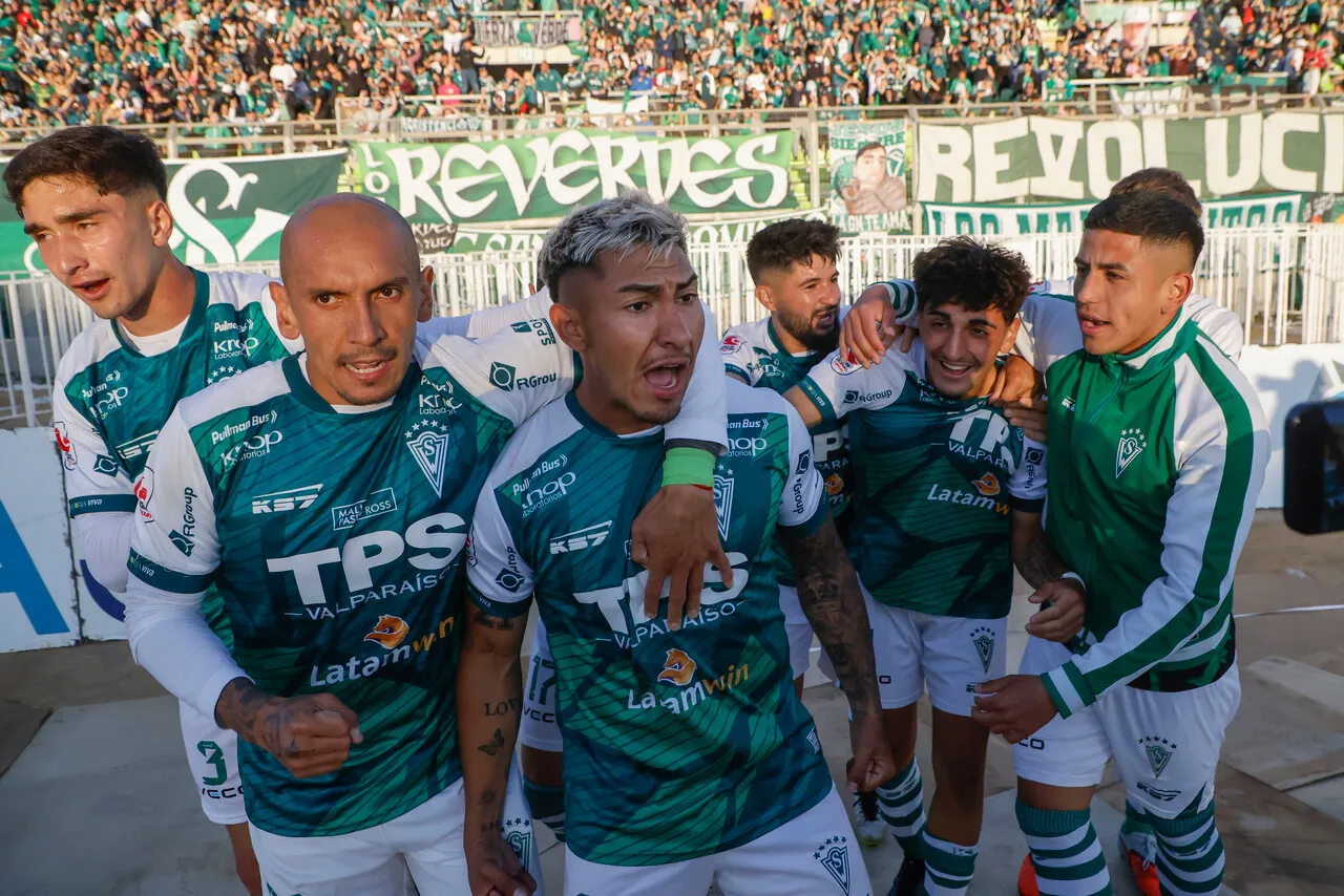Ethan Espinoza se de Santiago Wanderers y allana su retorno a Colo Colo (Foto: Photosport)
