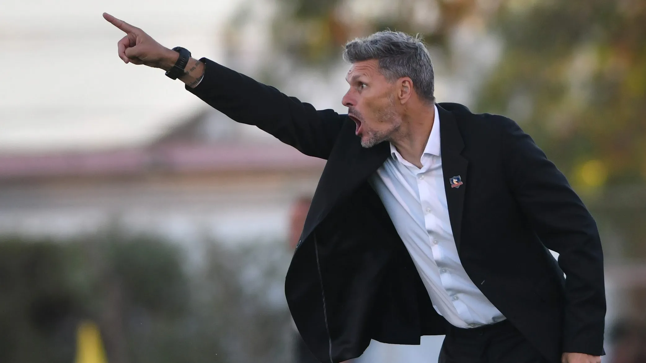 Fernando Ortiz golpea la mesa en Colo Colo para “la final” ante Audax (Foto: Alejandro Pizarro/Photosport)