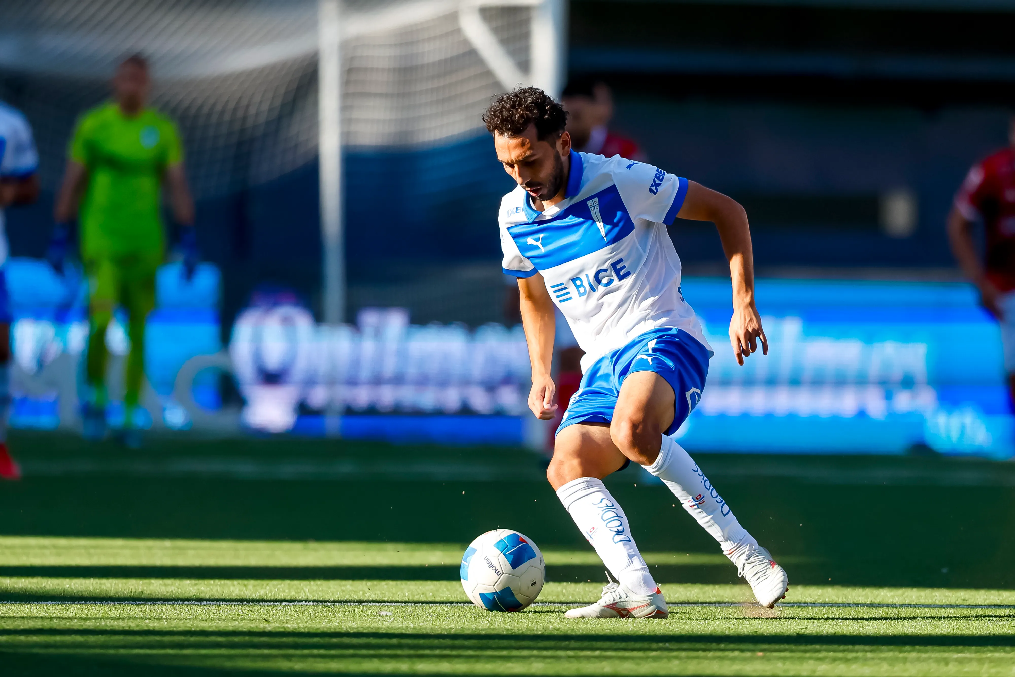 El zurdo todavía no se recupera del todo de la lesión que sufrió en el Clásico Universitario ante la U | FOTO: Pepe Alvujar/Photosport