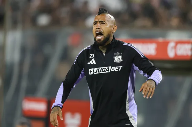Arturo Vidal goza del sueldo más alto en el plantel de Colo Colo. (Foto: Felipe Zanca/Photosport)