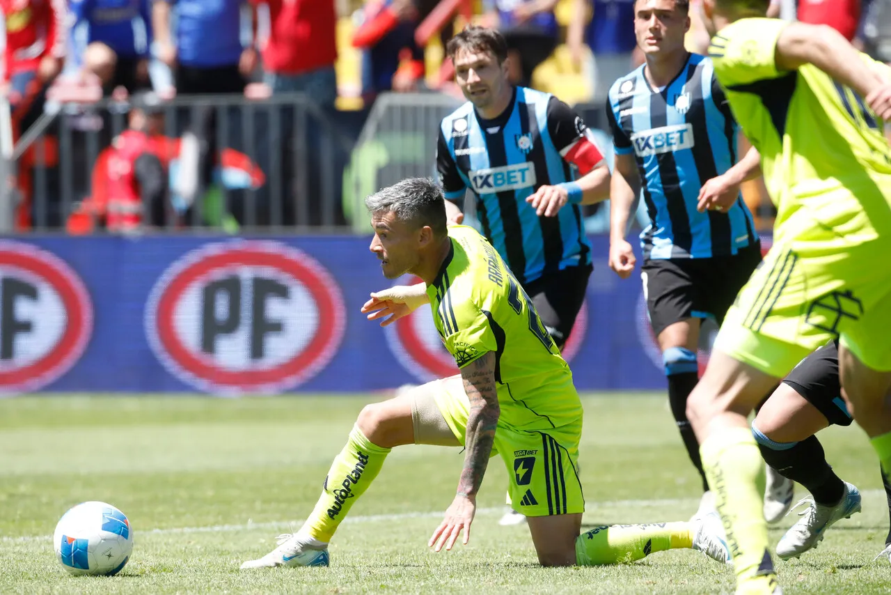 De Tezanos y su palito a Huachipato y la U. | Foto: Photosport
