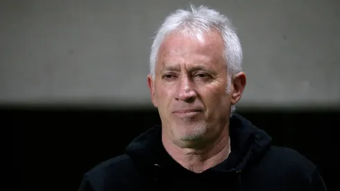 Ivo Basay habló de Colo Colo.