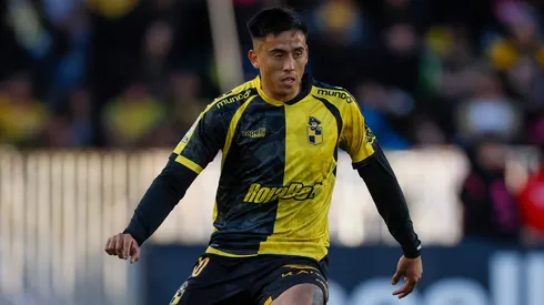 Matías Palavecino tiene en duda su destino: Colo Colo, U. de Chile y la UC lo siguen.