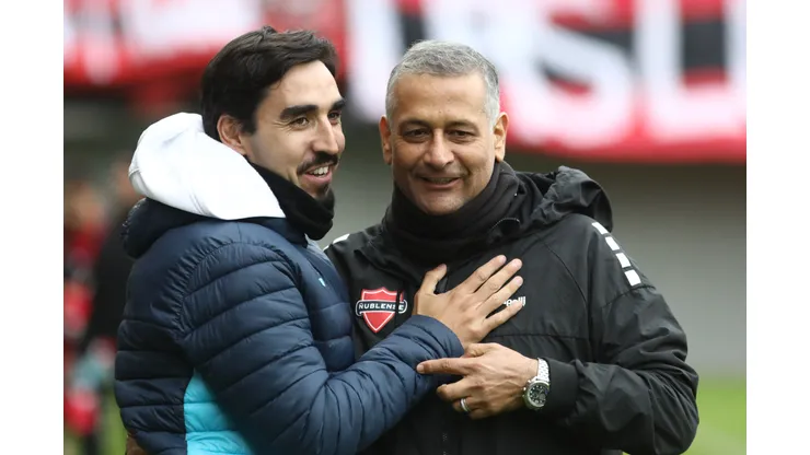 Ronald Fuentes no sigue como entrenador de Ñublense.