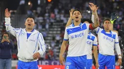 Futbol, Universidad Catolica vs Union La Calera Fecha 30, Liga de primera 2025. Los jugadores de Universidad Catolica celebran el triunfo durante un partido de la liga de primera contra Union La Calera disputado en el estadio Claro Arena de Santiago, Chile. 06/12/2025 Jonnathan Oyarzun/Photosport Football, Universidad Catolica vs Union La Calera 30th turn, 2025 First division league. Universidad Catolica’s players reacts after winning during first division league match against Union La Calera at the Claro Arena stadium in Santiago, Chile. 06/12/2025 Jonnathan Oyarzun/Photosport