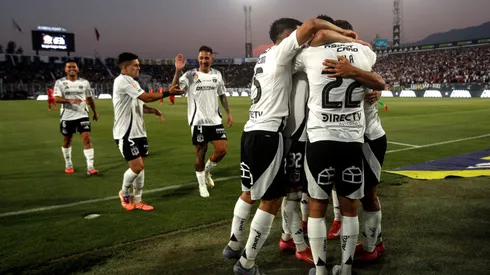 Colo Colo busca reforzar la banda derecha.