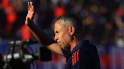 Gustavo Álvarez mantiene en suspenso su continuidad en la U. (Foto: Jonnathan Oyarzún/Photosport)