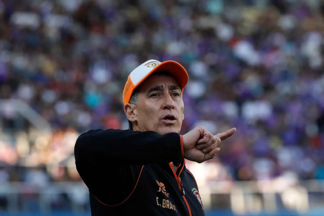 Bravo y Cobreloa buscarán el ascenso en la temporada 2026. | Foto: Photosport