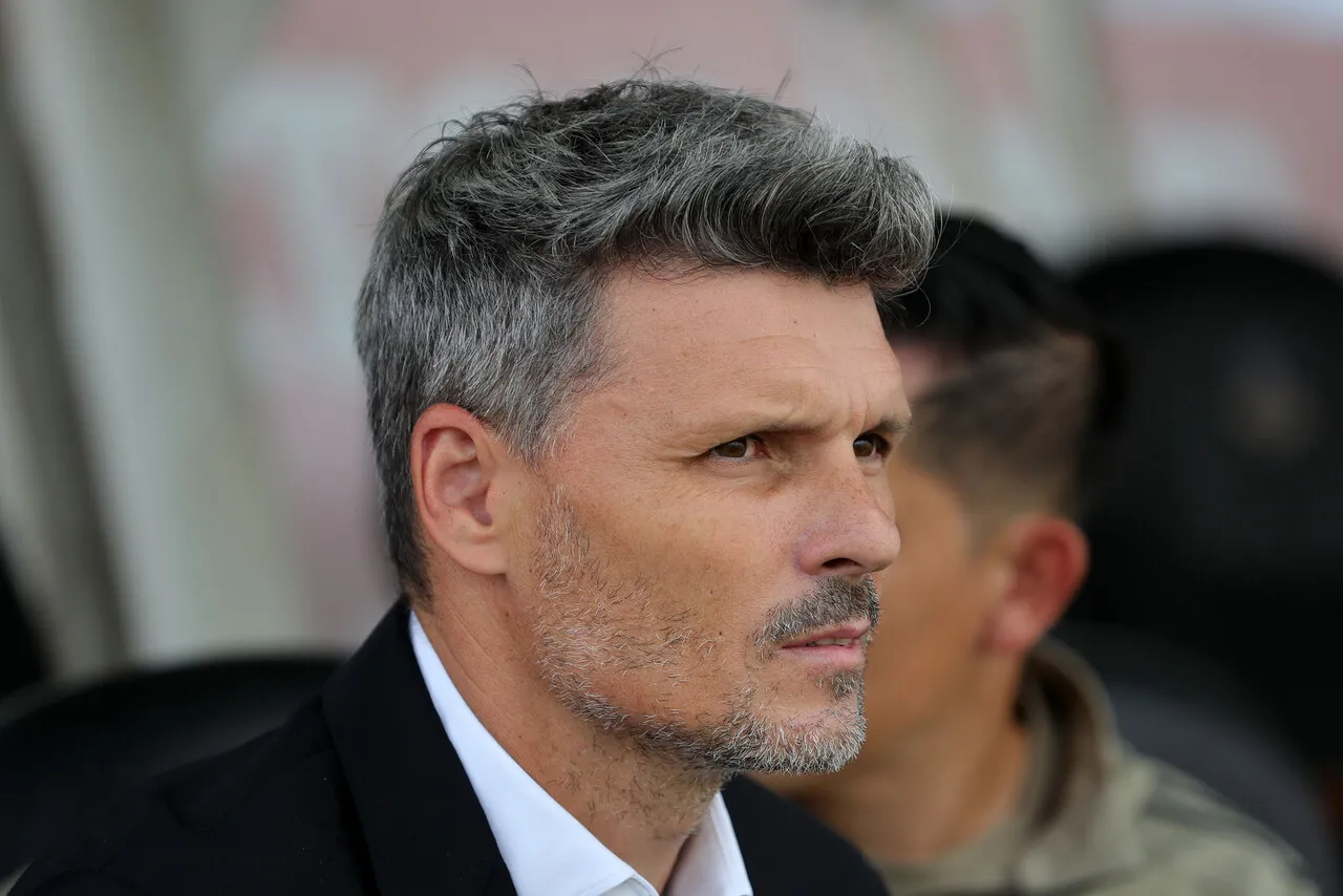 Ortiz tiene una billetera estrecha para armar el plantel 2026. | Foto: Photosport