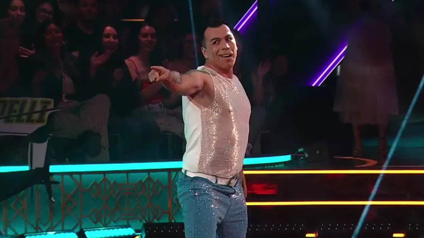 Esteban Paredes abandonó la competencia de Fiebre de Baile (Chilevisión).