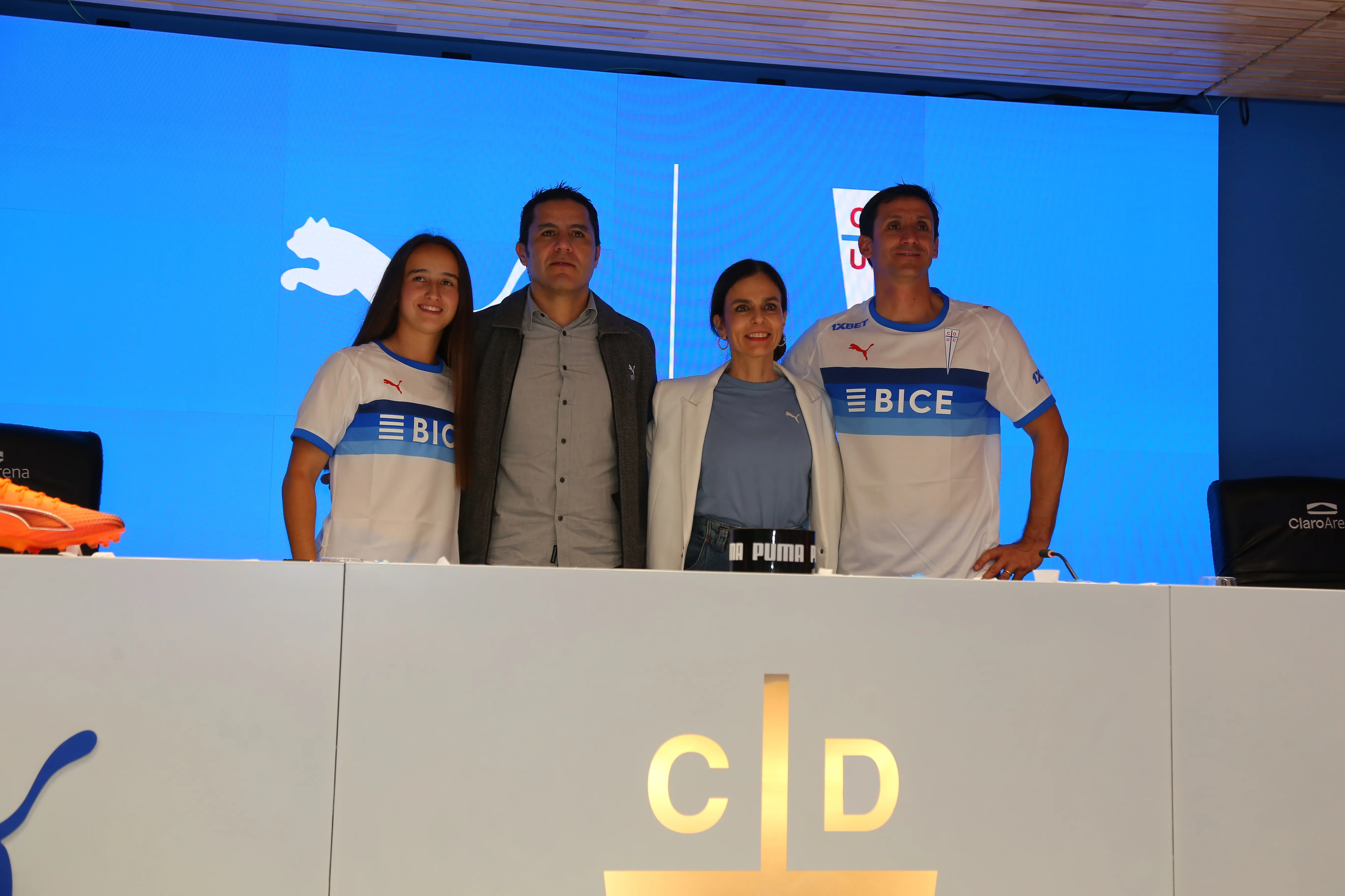 Esta nueva camiseta será usada por el equipo femenino y masculino de la UC. (Foto: Puma Chile)