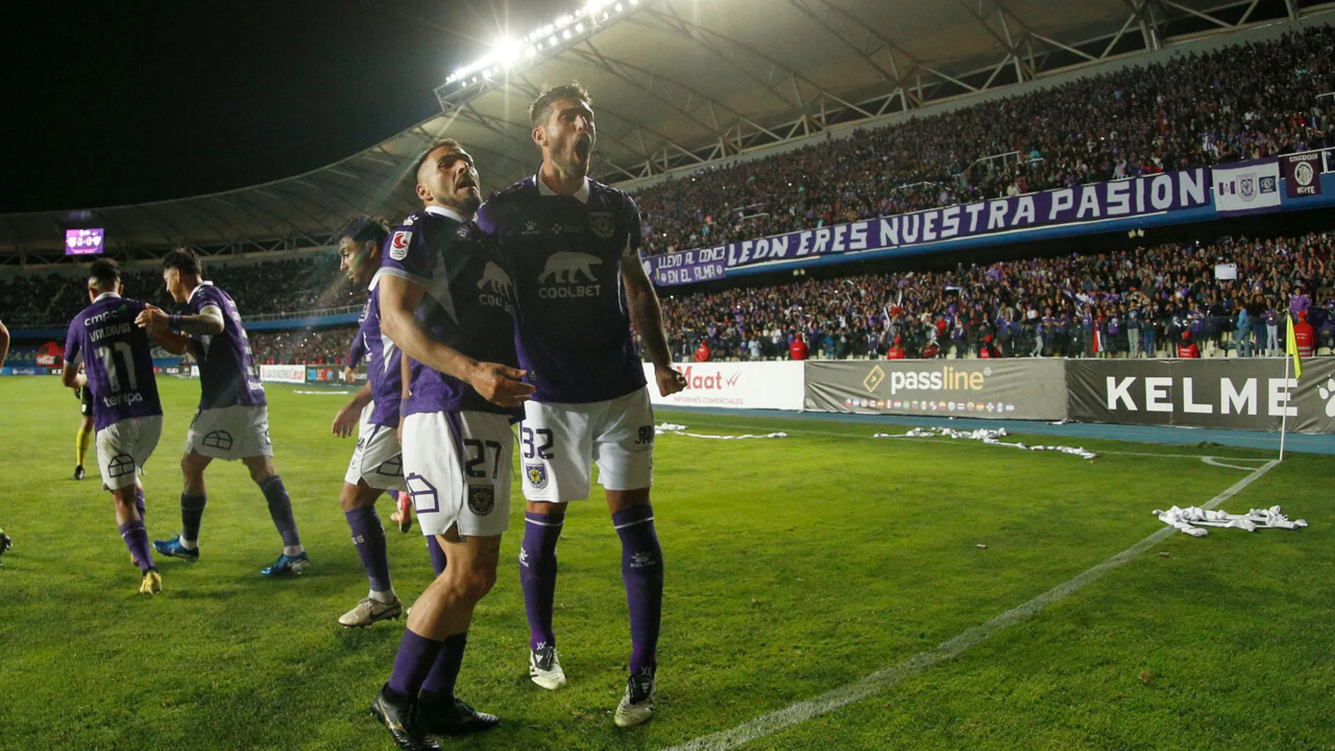 Joaquín Larrivey promete marcarle a la UC en el partido de este domingo.