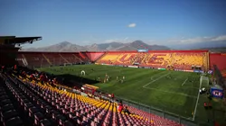 Hay novedades sobre la cancha del Estadio Santa Laura. (Foto: Felipe Zanca/Photosport)