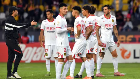 Poda masiva en Unión Española.