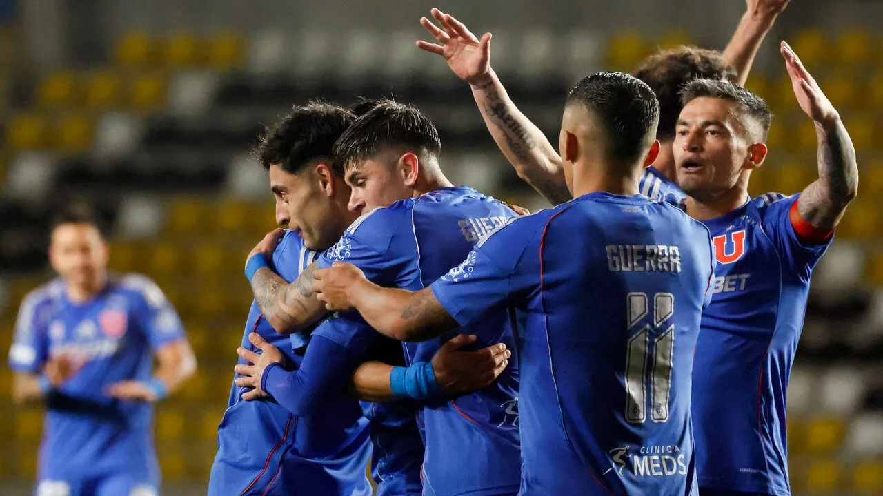 Universidad de Chile busca refuerzos. Según Marcelo Díaz, se analizan cinco incorporaciones. (Imagen: Photosport)