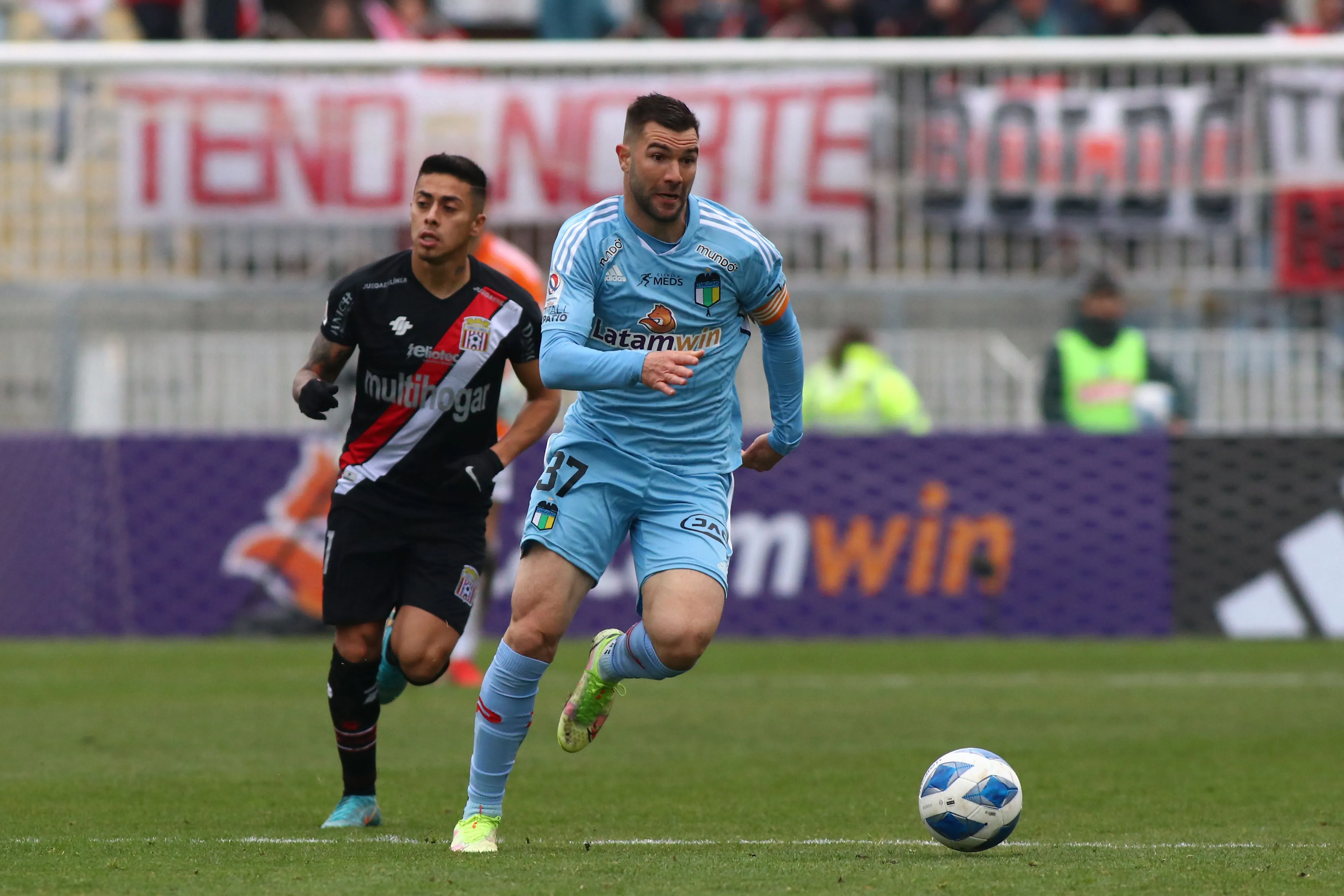Fausto Grillo disputó 30 partidos con la camiseta del Capo de Provincia | FOTO: Jorge Loyola/Photosport