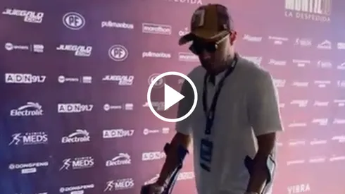 Marcelo Díaz sorprendió al utilizar muletas en plenas vacaciones de Universidad de Chile.