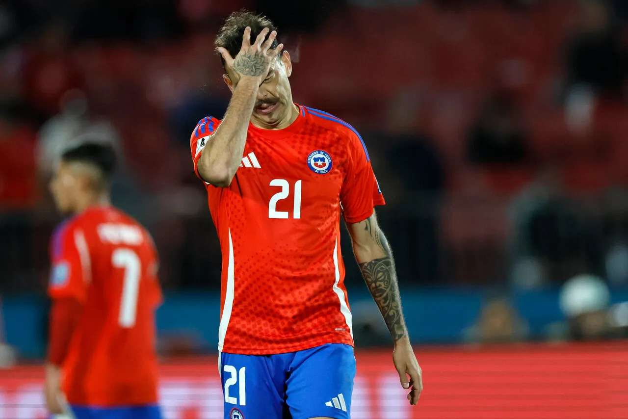 La UC se acerca a Catalán | Foto: Photosport