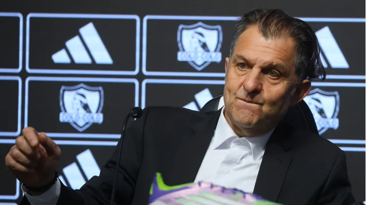 Aníbal Mosa adelantó las novedades de Colo Colo. (Foto: Jonnathan Oyarzún/Photosport)