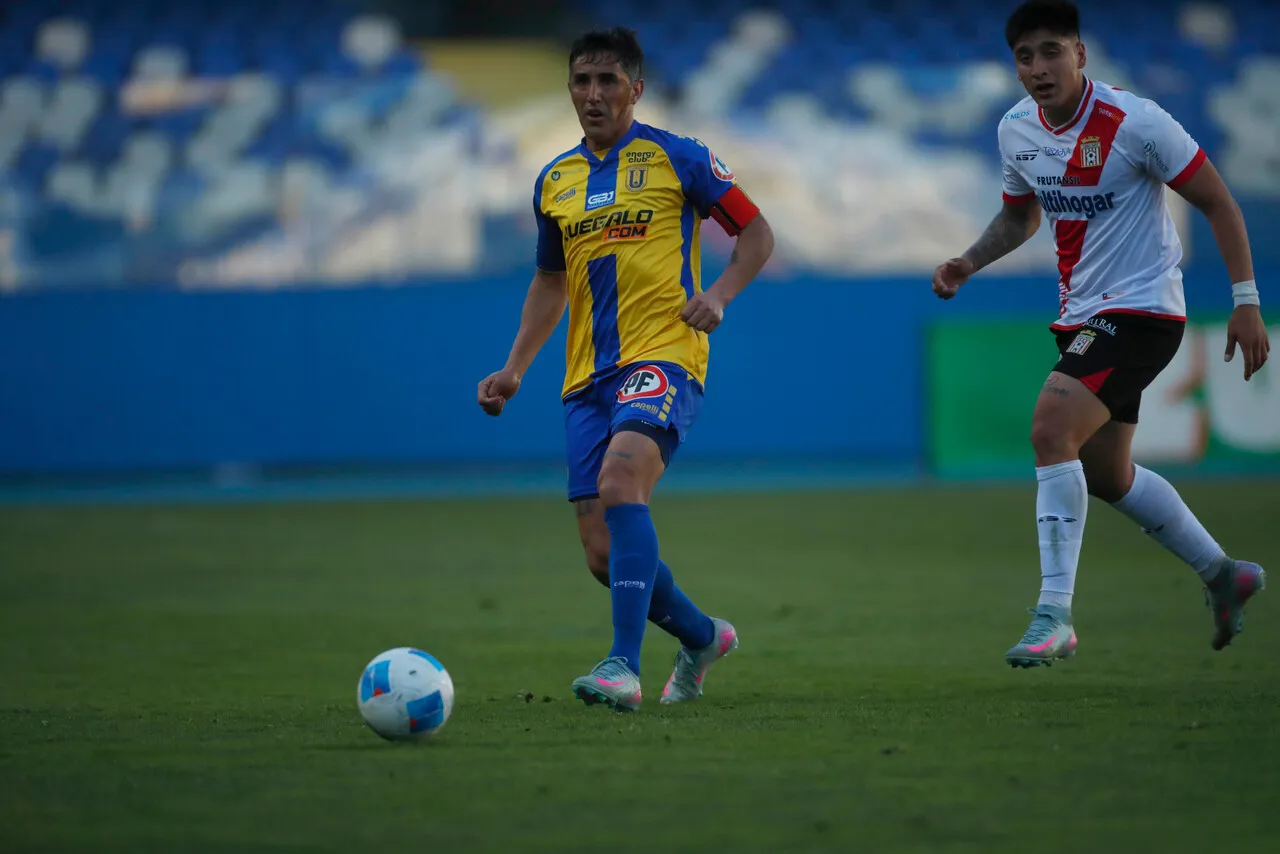 González seguirá un año más en el ‘Campanil’ | Foto: Photosport