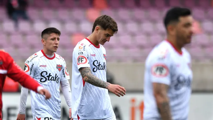 Ñublense se reforzó y a los hinchas no les gustó. La fanaticada chillaneja sostiene que van derechito a la B (Foto: Photosport)