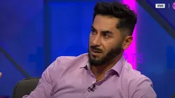 Johnny aprueba a Paqui.