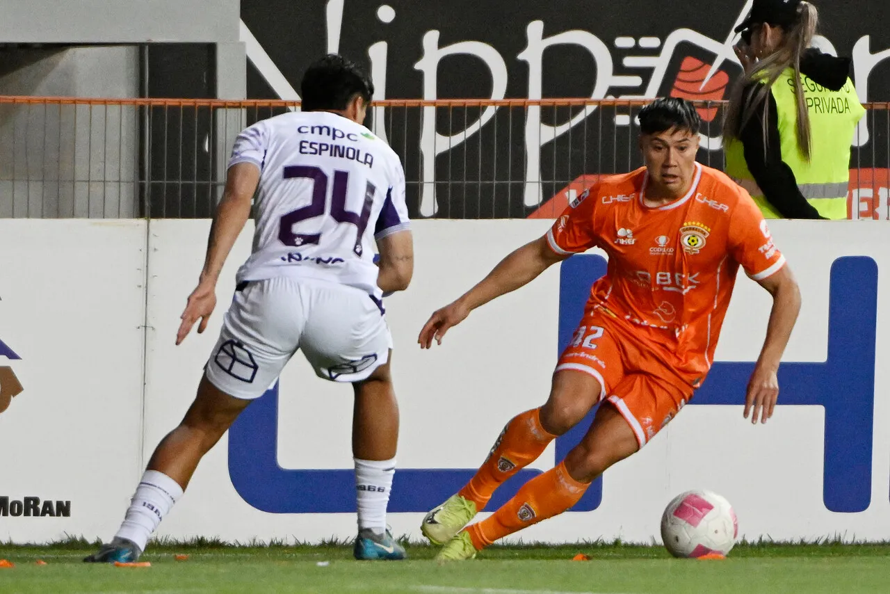 Aldrix Jara parte a Concepción. | Foto: Photosport