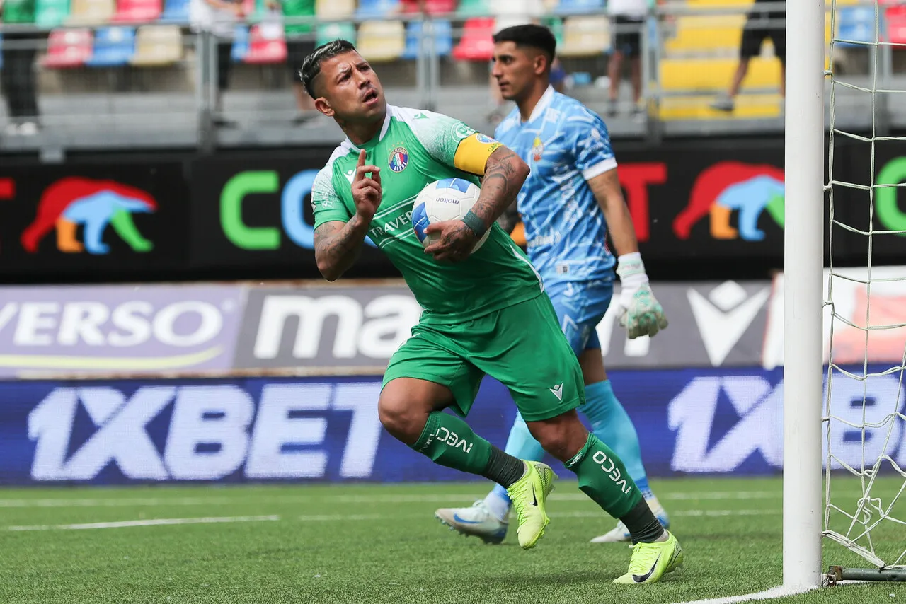 Valencia llega a reforzar a Deportes Concepción | Foto: Photosport