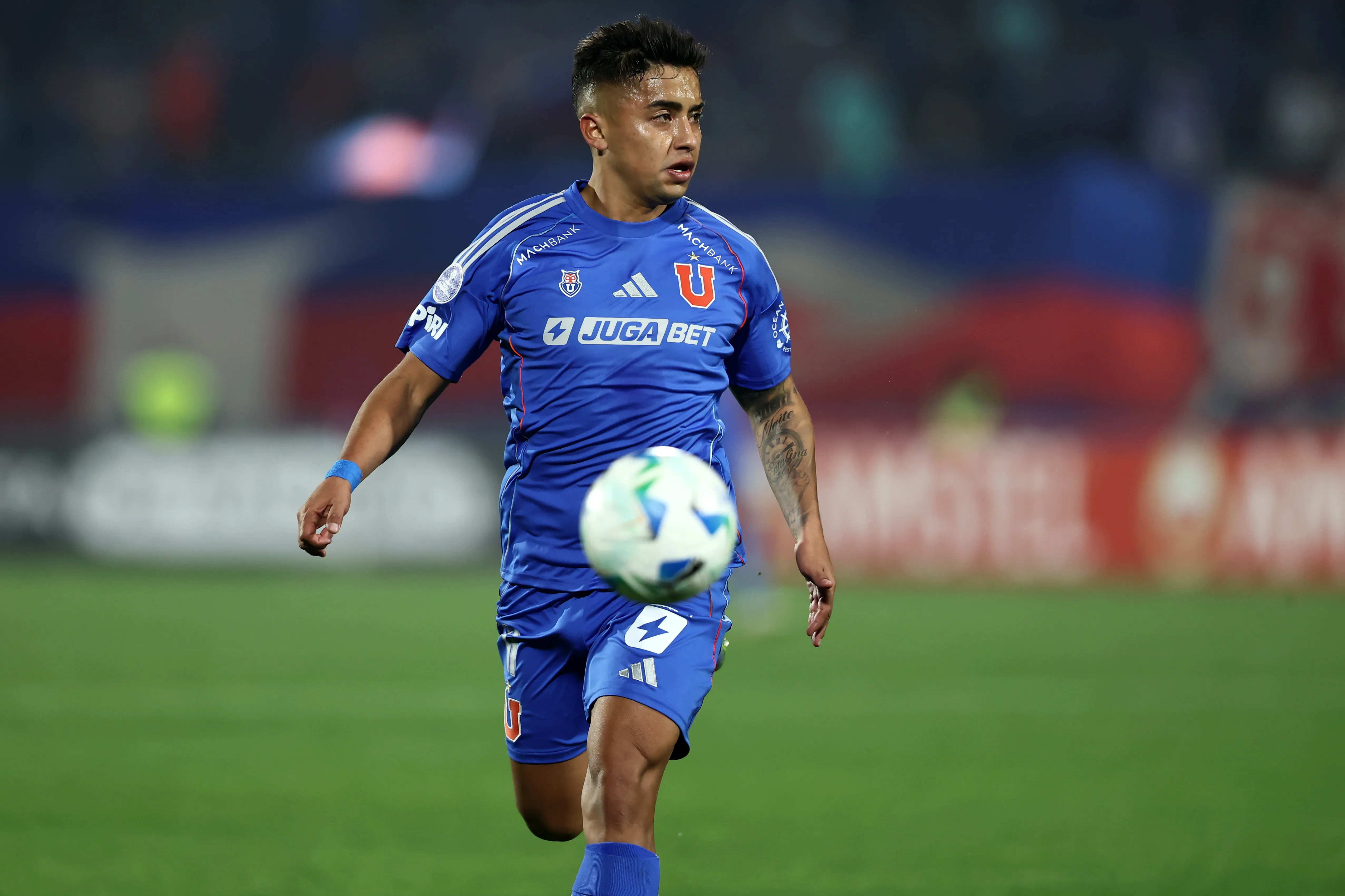 Nicolás Guerra disputó 37 partidos en total: convirtió 6 goles y aportó con 6 asistencias | FOTO: Javier Torres/Photosport