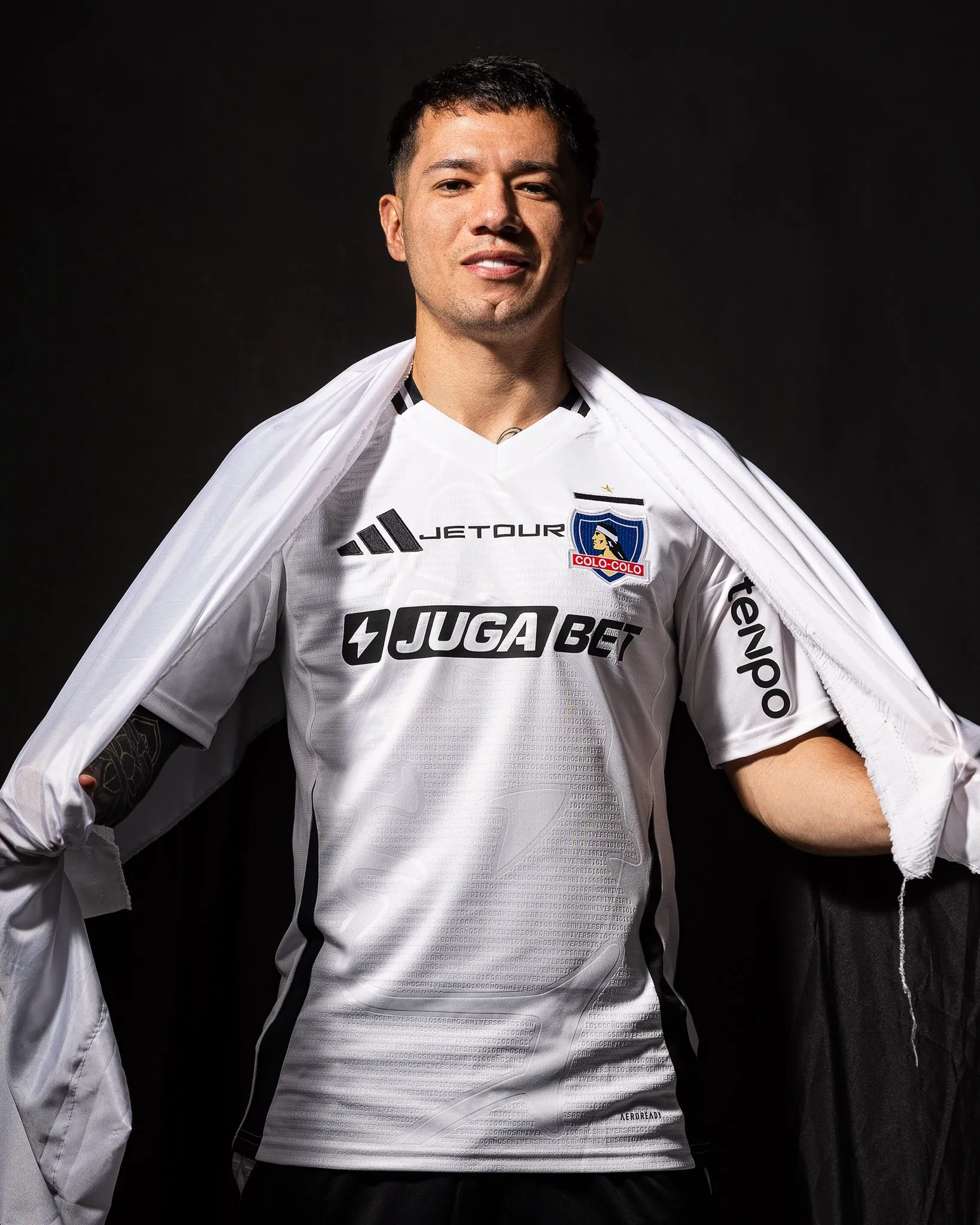 Matías Fernández es el primer refuerzo de Colo Colo para la temporada 2026. (Foto: @ColoColo)