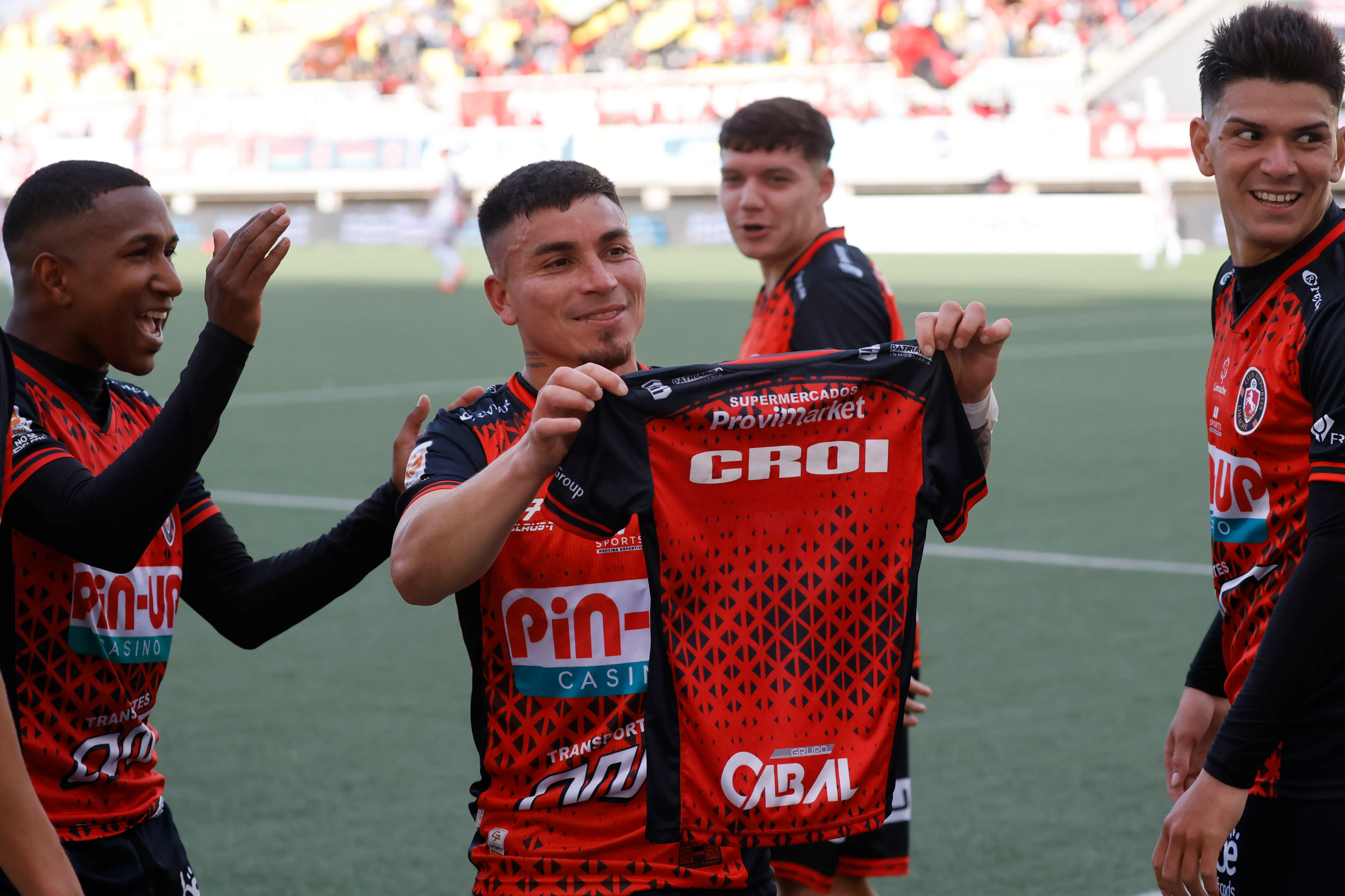 En la temporada 2025, Daniel Castro disputó 36 partidos: convirtió 17 goles y aportó con 3 asistencias | FOTO: Sebastian Cisternas/Photosport