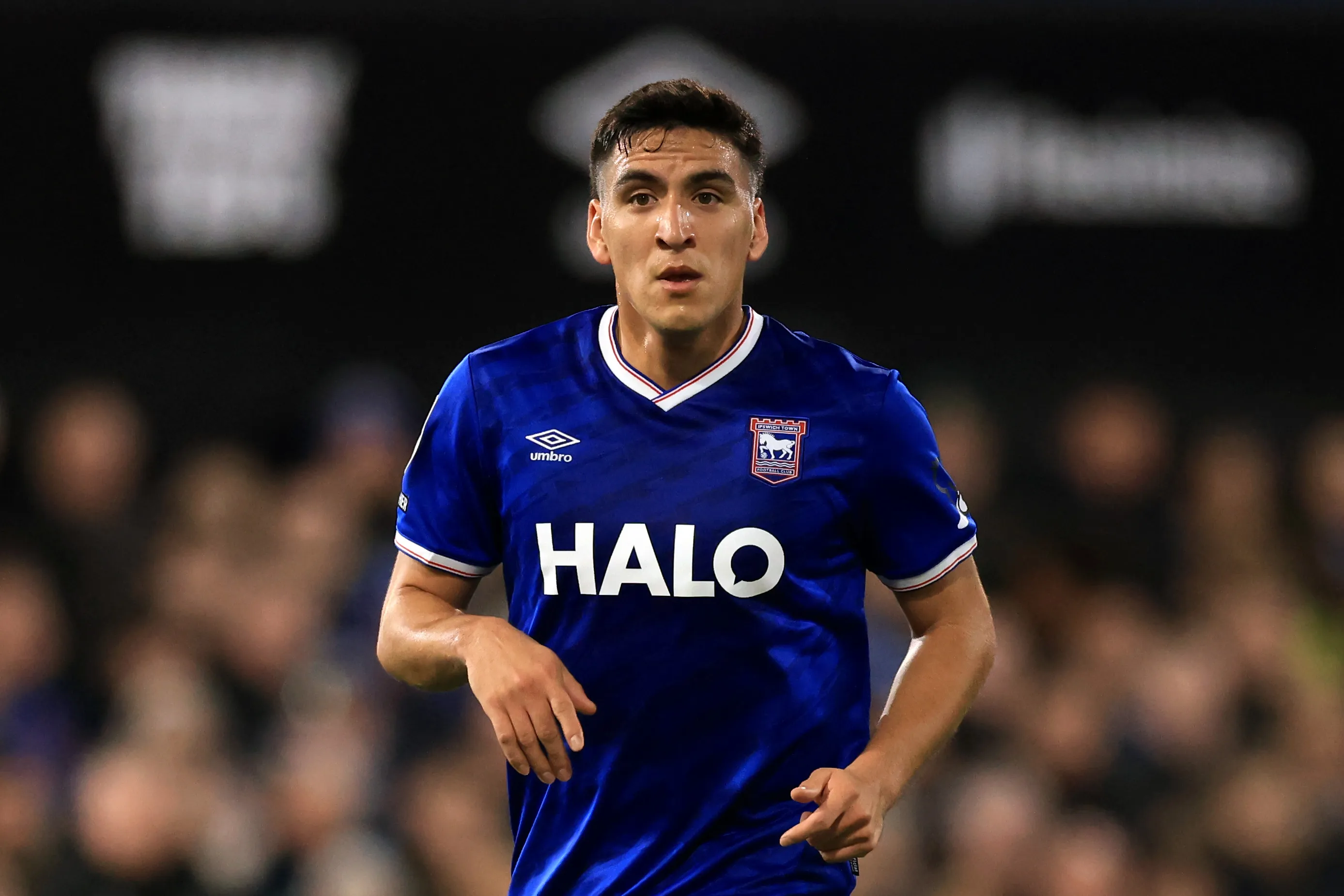 Marcelino Núñez está en la pelea por el ascenso en el Championship. (Foto: Stephen Pond/Getty Images)