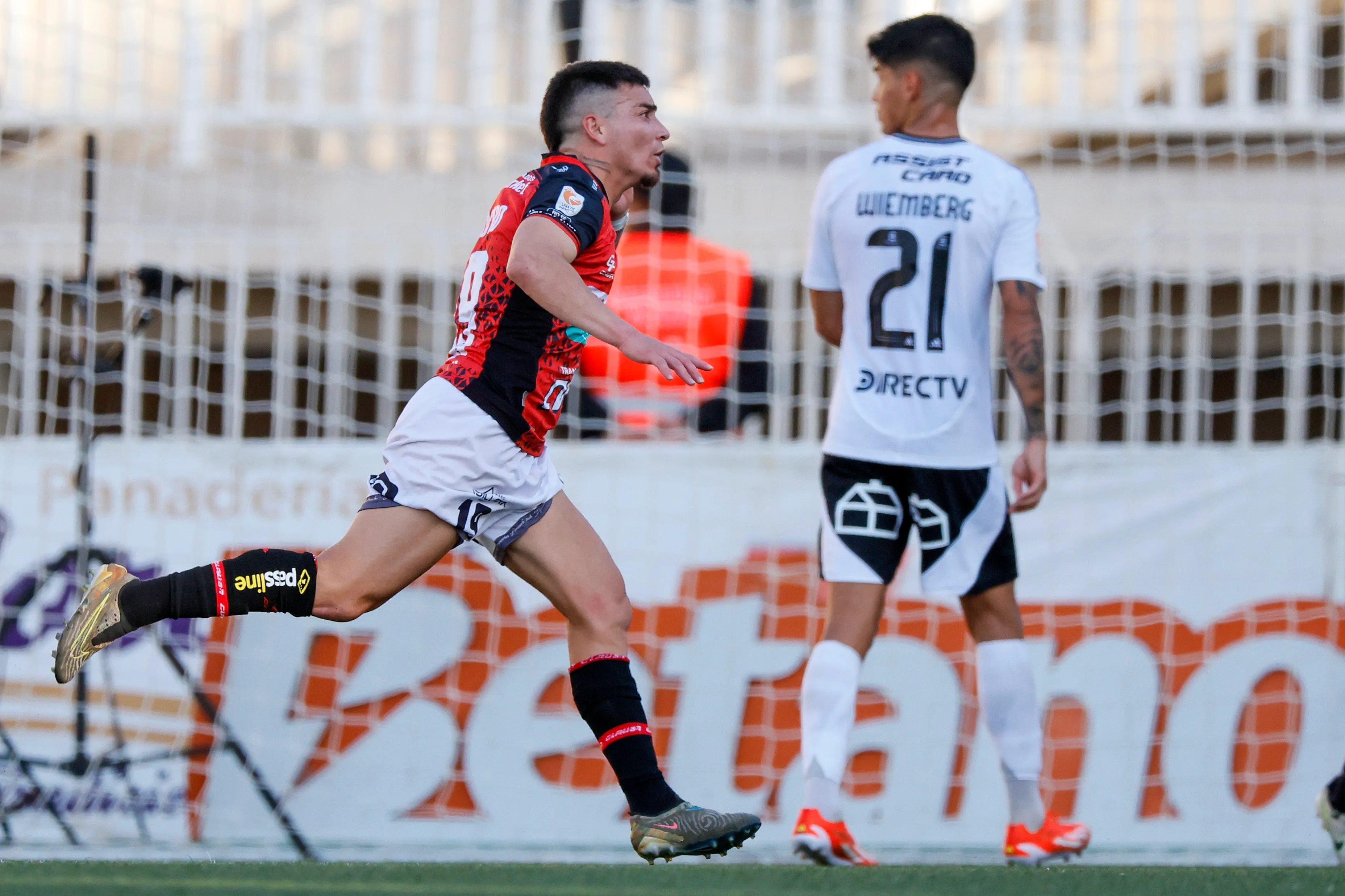 Daniel Castro tiene contrato vigente con Deportes Limache hasta el 31 de diciembre de 2026 | FOTO: Andres Pina/Photosport