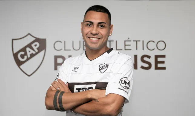 Óscar Salomón entraría en los planes de Colo Colo en este mercado de fichajes (Foto: CA Platense)