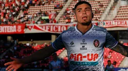 Popín Castro sigue siendo jugador de Deportes Limache... por ahora (Foto: Photosport)