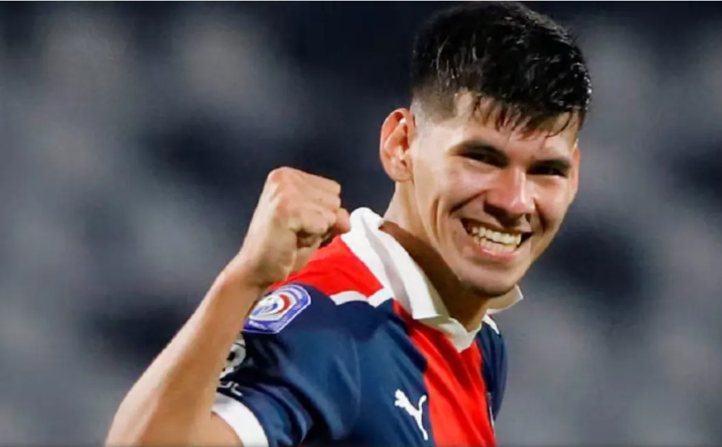 Robert Morales asoma como una nueva carta para la ofensiva de Colo Colo.