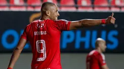 Leandro Benegas se despidió oficialmente de Unión La Calera y su destino estaría en Primera B. (Foto: Photosport)