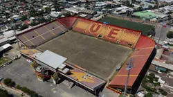 El Estadio Santa Laura se encuentra sin césped. (Foto: Photosport)