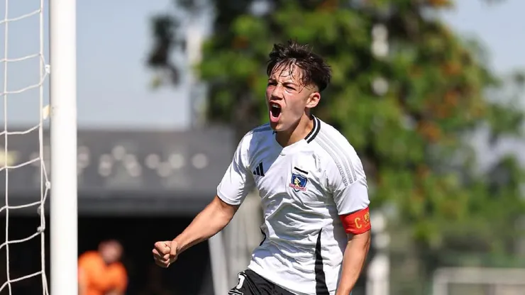 Rodrigo Catalán, gran promesa de 16 años en Colo Colo será parte de la pretemporada alba. (Foto: Colo Colo fútbol joven)