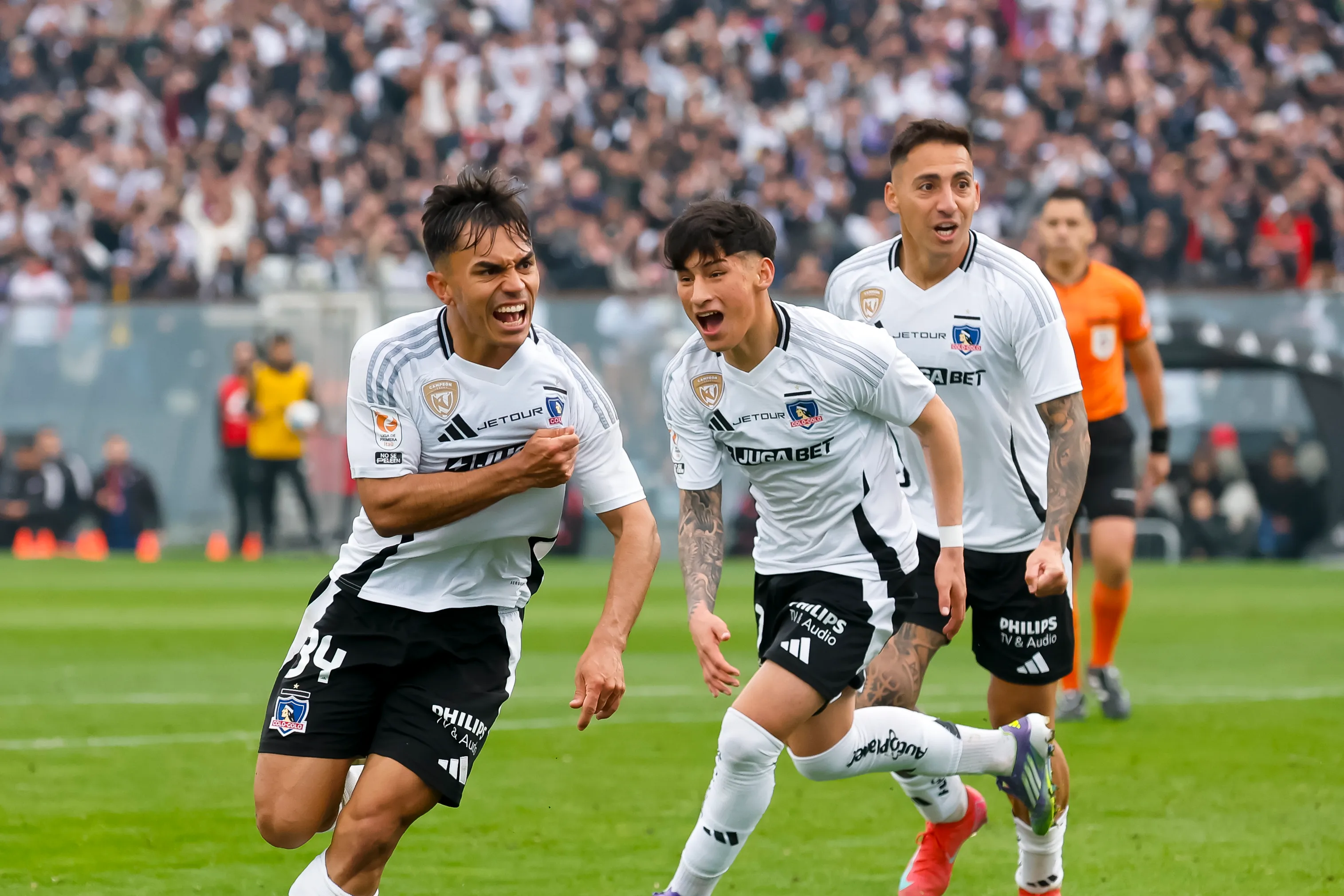 Vicente Pizarro puede estar viviendo sus últimos días en Colo Colo