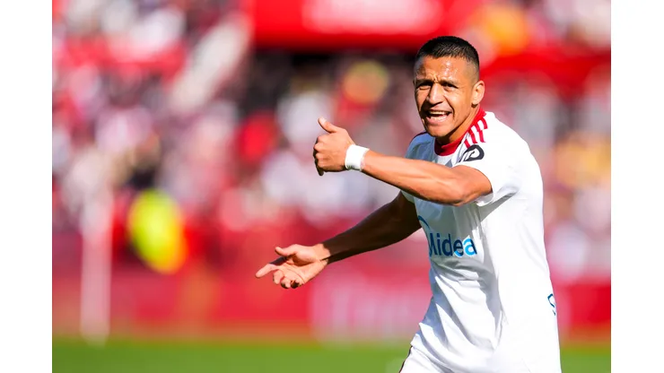 Foto: @elchiringuitotv en X. Alexis Sánchez entregó una brutal asistencia, que para su mala suerte terminó anulada.