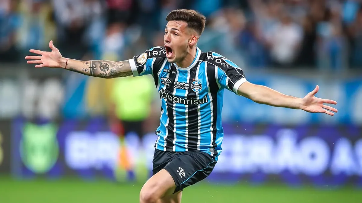 Besozzi pasó por Gremio. | Foto: Photosport
